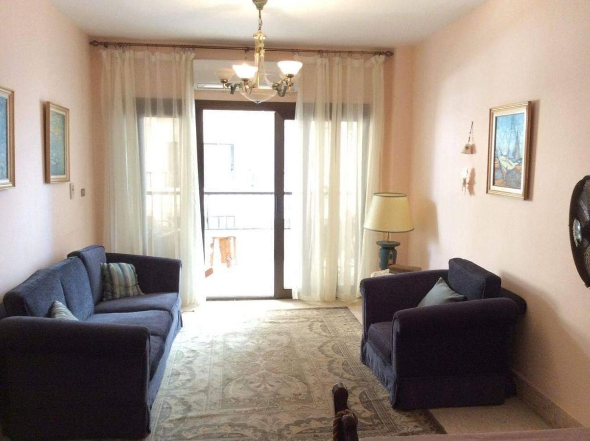 Апартаменти Sea & Garden View At Al-Muntazh Towers - إطلاله علي البحر و حدائق قصر المنتزه Александрія Екстер'єр фото