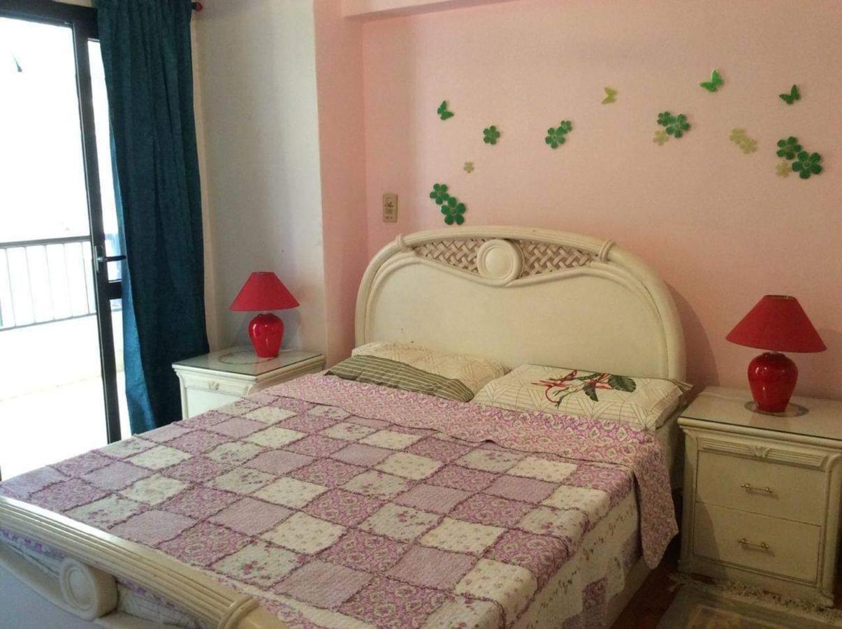 Апартаменти Sea & Garden View At Al-Muntazh Towers - إطلاله علي البحر و حدائق قصر المنتزه Александрія Екстер'єр фото